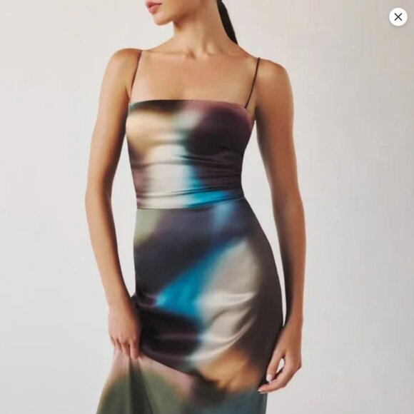 NWT REFORMATION Frankie Silk Dress Blur - Picture 5 of 10